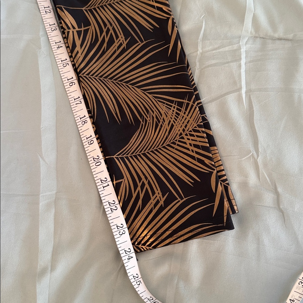 Emily Hsu Designs Black and Gold Leaf Print Leggings Set xs/med K20 - Picture 9 of 9